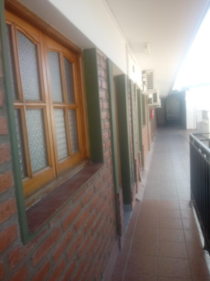Del Sur Pensión *
